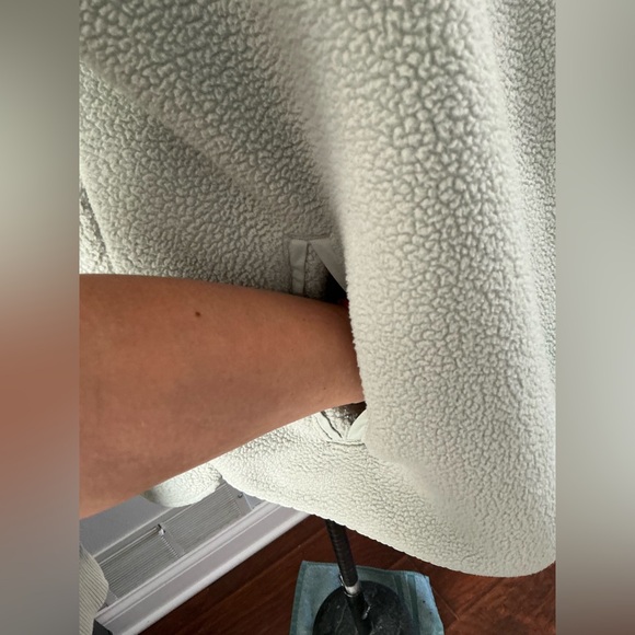 Comfy warm ABERCROMBIE & FITCH pullover 🍃🍃 - Picture 8 of 12